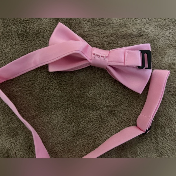 🎀wholesale🎀 Bow Tie for toddler to big boys/ adjustable straps - Picture 7 of 9